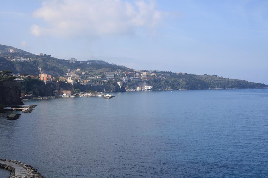 Appartamenti Giusy E Giusy 2 Sorrento Ruang foto